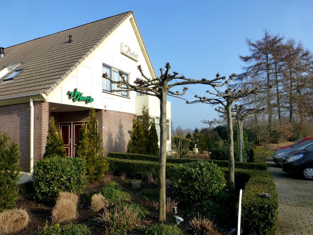 Hotel Restaurant Het Roode Hert Dalfsen Exterior photo